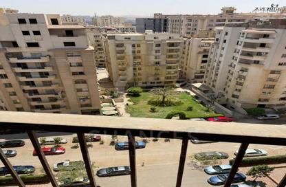 Apartment - 3 Bedrooms - 3 Bathrooms for sale in Maadi Gardens - Maadi - Hay El Maadi - Cairo