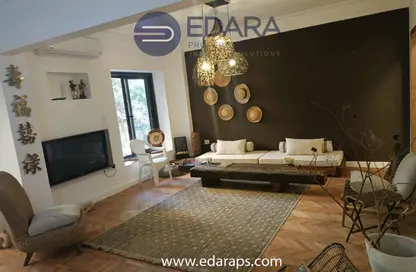 Apartment - 2 Bedrooms - 2 Bathrooms for sale in Sarayat Al Maadi - Hay El Maadi - Cairo