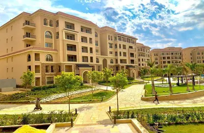 Apartment - 2 Bedrooms - 2 Bathrooms for sale in American University Housing District - 5th Settlement Compounds - The 5th Settlement - New Cairo City - Cairo