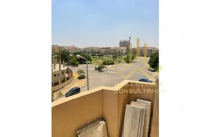 Apartment - 5 Bedrooms - 3 Bathrooms for sale in Doctor Mohamed Youssef St. - El Banafseg 7 - El Banafseg - New Cairo City - Cairo