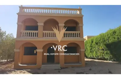 Villa - 4 Bedrooms - 5 Bathrooms for sale in Stella Heliopolis - Cairo - Ismailia Desert Road - Cairo