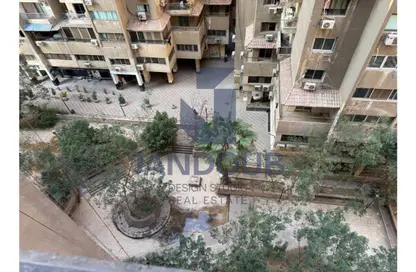 Apartment - 2 Bedrooms - 2 Bathrooms for sale in Salah Salem St. - Roxy - Heliopolis - Masr El Gedida - Cairo