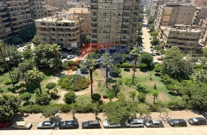 Apartment - 3 Bedrooms - 2 Bathrooms for sale in Mohammed Al Maqref St. - 6th Zone - Nasr City - Cairo