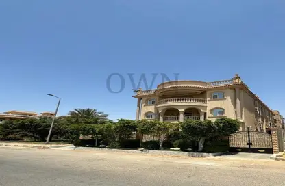 Palace for sale in Al Shorouk 2000 - El Shorouk Compounds - Shorouk City - Cairo