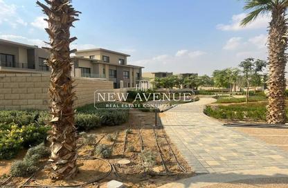 Apartment - 2 Bedrooms - 3 Bathrooms for sale in Swan Lake Residence - 5th Settlement Compounds - The 5th Settlement - New Cairo City - Cairo