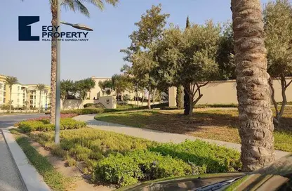 Apartment - 2 Bedrooms - 2 Bathrooms for sale in The Fourteen Golf Residences - Uptown Cairo - Mokattam - Cairo