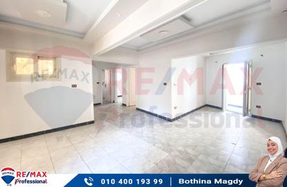 Apartment - 2 Bedrooms - 1 Bathroom for sale in Al Geish Road - Laurent - Hay Sharq - Alexandria