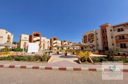 Chalet - 2 Bedrooms - 1 Bathroom for sale in Lasirena Resort - Al Ain Al Sokhna - Suez