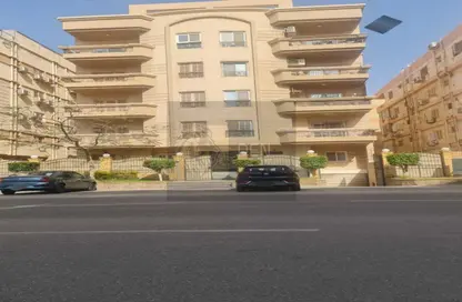 Apartment - 3 Bedrooms - 3 Bathrooms for sale in El Banafseg Apartment Buildings - El Banafseg - New Cairo City - Cairo