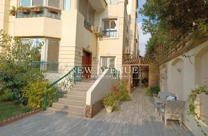 Villa - 4 Bedrooms - 4 Bathrooms for sale in Mohamed Hussein Mahmoud St. - Area E - Ganoob El Acadimia - New Cairo City - Cairo