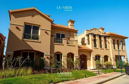 Chalet - 3 Bedrooms - 2 Bathrooms for sale in La Vista Gardens - La Vista - Al Ain Al Sokhna - Suez