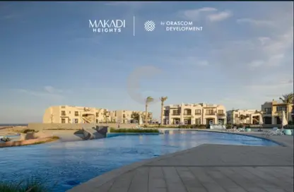 Chalet - 2 Bedrooms - 4 Bathrooms for sale in Makadi Orascom Resort - Makadi - Hurghada - Red Sea