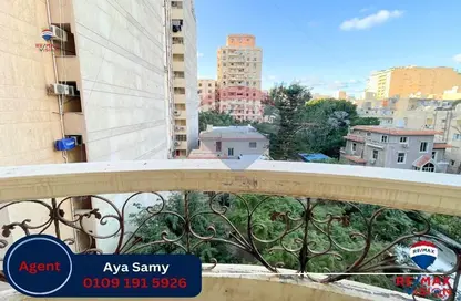 Apartment - 3 Bedrooms - 2 Bathrooms for sale in Al Farek Ismail Srhank St. - Laurent - Hay Sharq - Alexandria