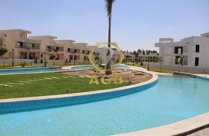 Townhouse - 5 Bedrooms - 5 Bathrooms for sale in Waslet Dahshur Road - Sheikh Zayed City - Giza