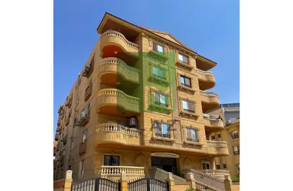 Apartment - 4 Bedrooms - 3 Bathrooms for sale in Touristic Zone 4 - Touristic Zone - Al Motamayez District - 6 October City - Giza