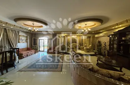 Apartment - 6 Bedrooms - 3 Bathrooms for sale in Touristic Zone 6 - Touristic Zone - Al Motamayez District - 6 October City - Giza