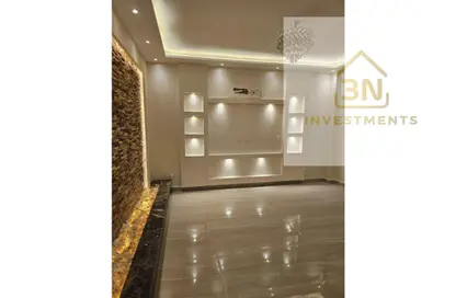 Apartment - 3 Bedrooms - 2 Bathrooms for rent in Ibrahim Al Mazny St. - El Banafseg 10 - El Banafseg - New Cairo City - Cairo