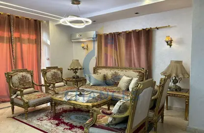 Apartment - 4 Bedrooms - 4 Bathrooms for sale in Street 269 - New Maadi - Hay El Maadi - Cairo