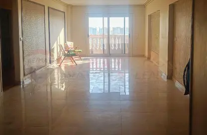 Apartment - 3 Bedrooms - 2 Bathrooms for sale in Al Sayeda Sakina Bint Al Hussein St. - Kafr Abdo - Roushdy - Hay Sharq - Alexandria