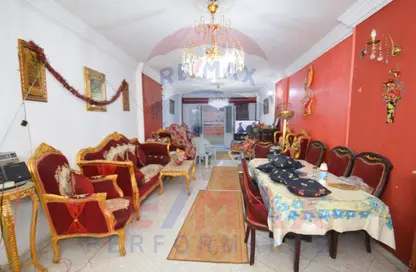 Apartment - 3 Bedrooms - 1 Bathroom for sale in Camp Chezar - Hay Wasat - Alexandria