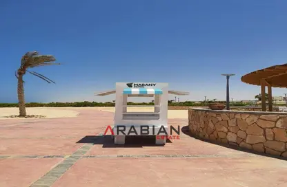 Chalet - 2 Bedrooms - 2 Bathrooms for sale in Koun - Ras Al Hekma - North Coast