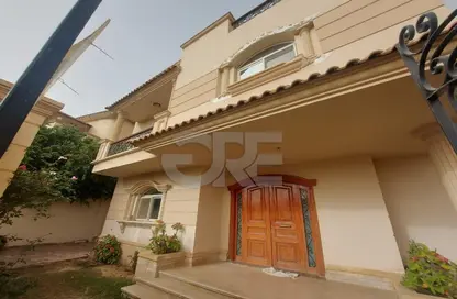 Villa - 4 Bedrooms - 4 Bathrooms for rent in Royal City - Sheikh Zayed Compounds - Sheikh Zayed City - Giza