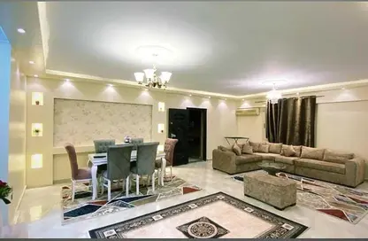 Apartment - 2 Bedrooms - 1 Bathroom for rent in Al Khamayel city - Sheikh Zayed Compounds - Sheikh Zayed City - Giza