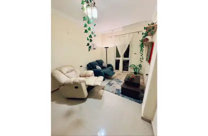 Apartment - 2 Bedrooms - 1 Bathroom for rent in Area B - Ganoob El Acadimia - New Cairo City - Cairo