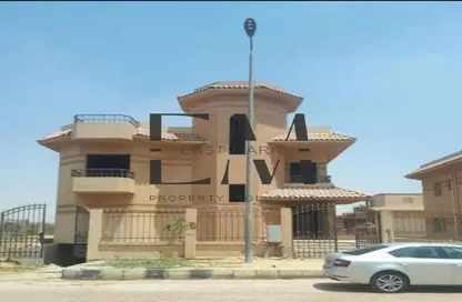 Villa - 4 Bedrooms - 3 Bathrooms for sale in Al Sadat Axis - The 1st Settlement - New Cairo City - Cairo