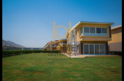 Chalet - 3 Bedrooms - 3 Bathrooms for sale in Murano Wadi Degla - Al Ain Al Sokhna - Suez