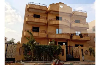 Apartment - 3 Bedrooms - 3 Bathrooms for sale in Al Imam Malik St. - 6th District - Obour City - Qalyubia