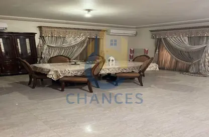 Apartment - 3 Bedrooms - 2 Bathrooms for sale in Area G - Ganoob El Acadimia - New Cairo City - Cairo