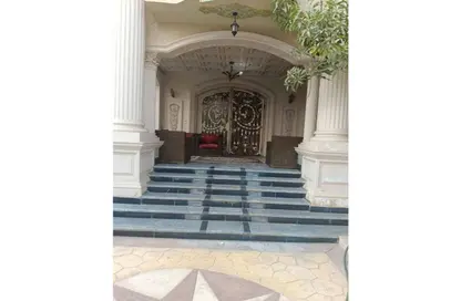 Villa - 7 Bedrooms - 5 Bathrooms for sale in Doctor Samira Moussa St. - 5th District - Obour City - Qalyubia