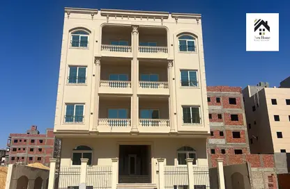 Apartment - 3 Bedrooms - 2 Bathrooms for sale in New Narges - New Cairo City - Cairo