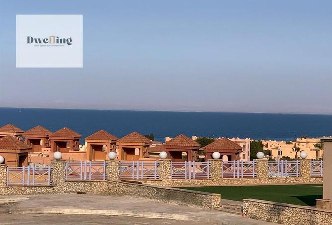 Chalet - 2 Bedrooms - 2 Bathrooms for sale in Porto Sokhna - Al Ain Al Sokhna - Suez