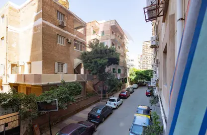 Apartment - 3 Bedrooms - 1 Bathroom for sale in Fleming - Hay Sharq - Alexandria