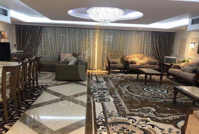 Apartment - 3 Bedrooms - 3 Bathrooms for sale in Cornish El Nile St. - Maadi - Hay El Maadi - Cairo