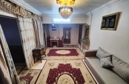 Apartment - 2 Bedrooms - 1 Bathroom for rent in 1st District - Sheikh Zayed City - Giza