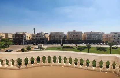 Apartment - 3 Bedrooms - 2 Bathrooms for sale in Salah Salem St. - El Banafseg 9 - El Banafseg - New Cairo City - Cairo