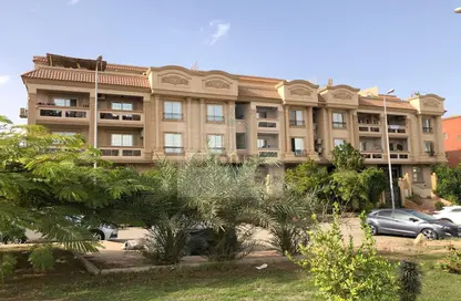 Penthouse - 3 Bedrooms - 2 Bathrooms for sale in 7th District - Sheikh Zayed City - Giza