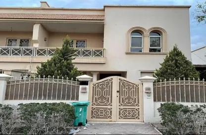 Twin House - 5 Bedrooms - 4 Bathrooms for rent in Greens - 6th District - Sheikh Zayed City - Giza