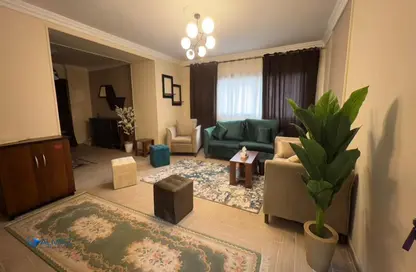 Apartment - 2 Bedrooms - 1 Bathroom for rent in Ahmed Fakhry St. - 6th Zone - Nasr City - Cairo