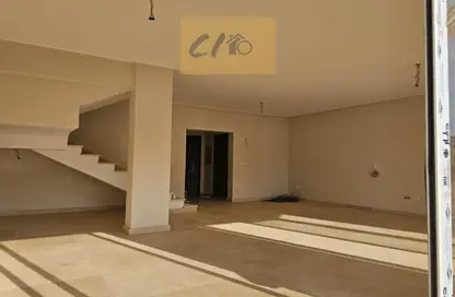 Townhouse - 4 Bedrooms - 4 Bathrooms for sale in Mountain View October Park - 6th District - 6 October City - Giza