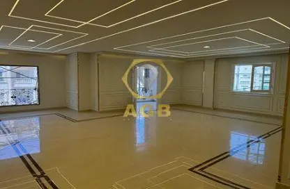 Apartment - 3 Bedrooms - 3 Bathrooms for sale in El Banafseg Apartment Buildings - El Banafseg - New Cairo City - Cairo