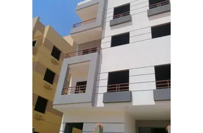 Apartment - 3 Bedrooms - 2 Bathrooms for sale in El Shamaliat District - 6 October City - Giza