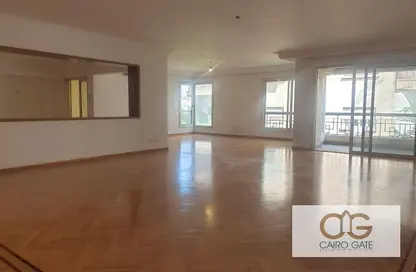 Apartment - 3 Bedrooms - 3 Bathrooms for rent in Al Kamel Mohamed St. - Zamalek - Cairo