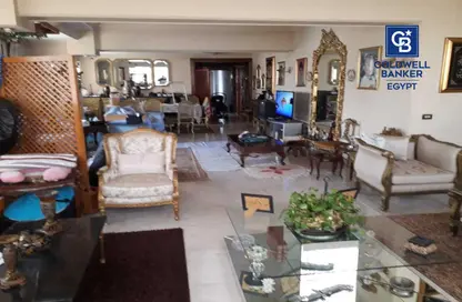 Apartment - 3 Bedrooms - 3 Bathrooms for sale in Lebanon St. - Mohandessin - Giza