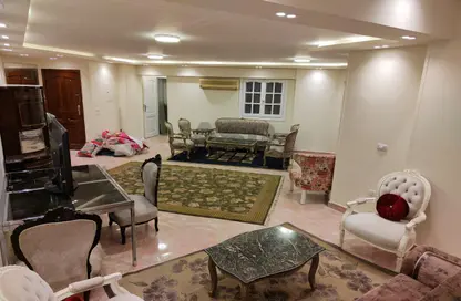 Apartment - 2 Bedrooms - 2 Bathrooms for sale in Al Akhshid St. - El Roda - Hay El Manial - Cairo