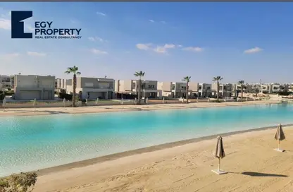 Chalet - 2 Bedrooms - 2 Bathrooms for sale in Azha - Al Ain Al Sokhna - Suez