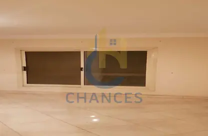 Apartment - 3 Bedrooms - 2 Bathrooms for sale in Zahraa Al Maadi St. - Degla - Hay El Maadi - Cairo